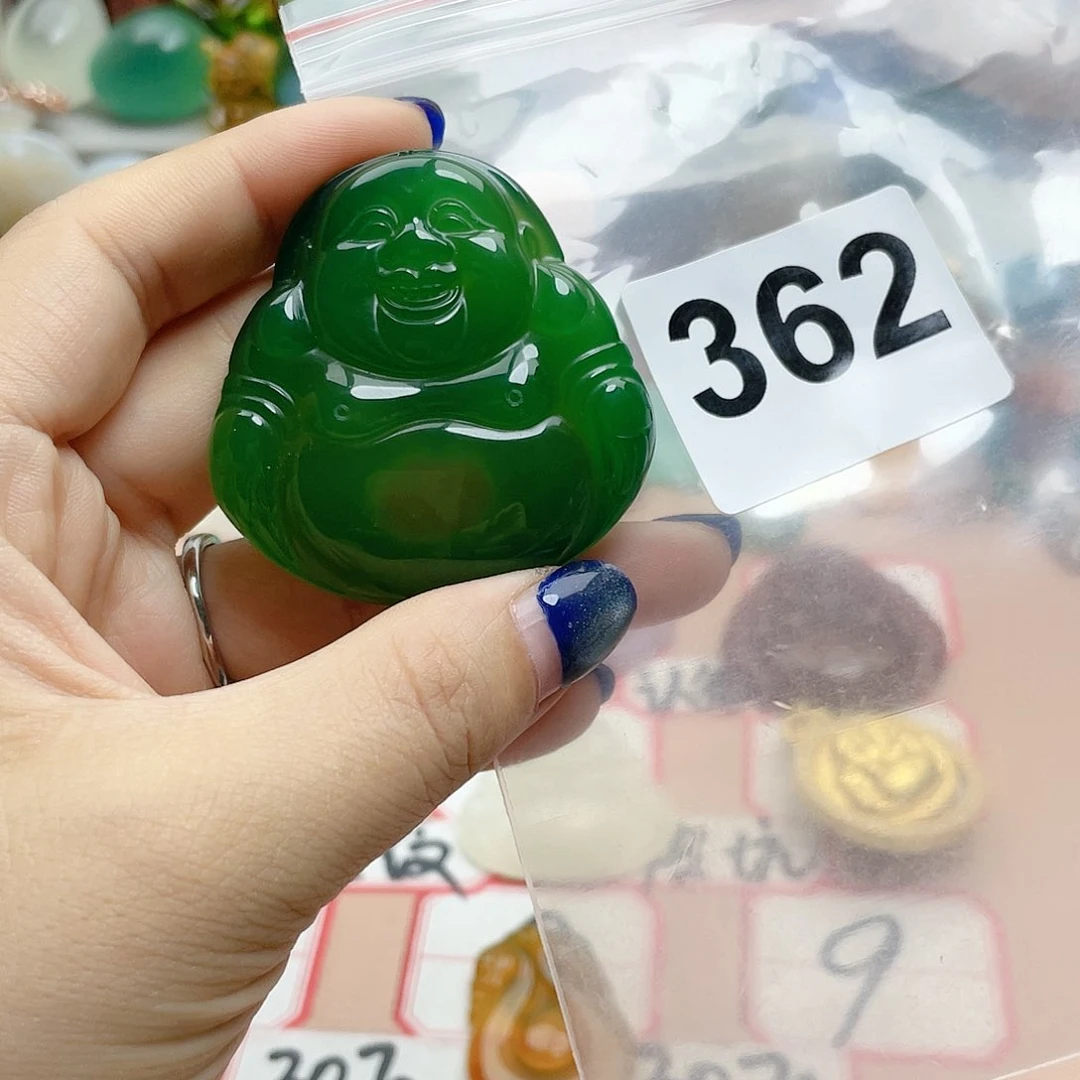 玛瑙/玉髓颈饰合金向**行