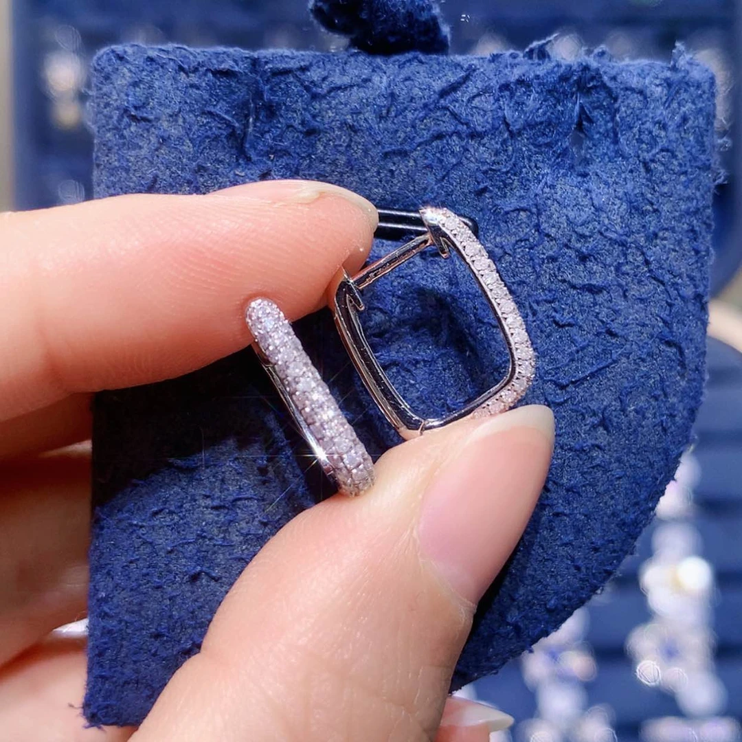 【闪购商品】铂Pt900镶嵌耳饰钻石重金3.8g方形耳扣，简单百搭