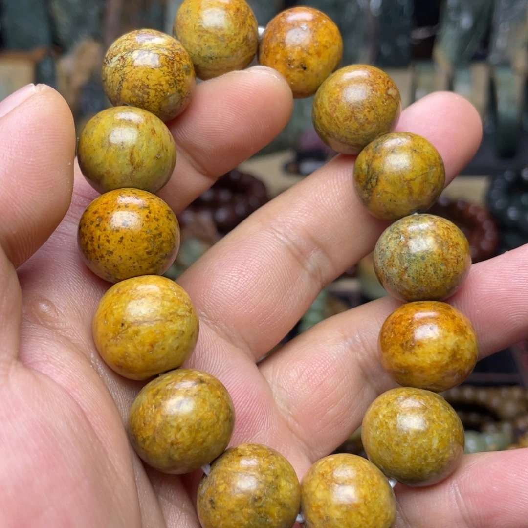 岫岩河磨玉（透闪石质玉）未镶嵌颈饰卡18