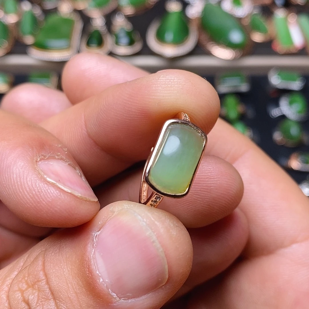 和田玉（碧玉）戒指未镶嵌