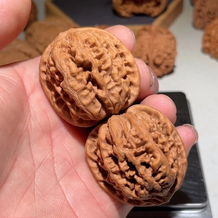 把件文玩核桃40油罐子台