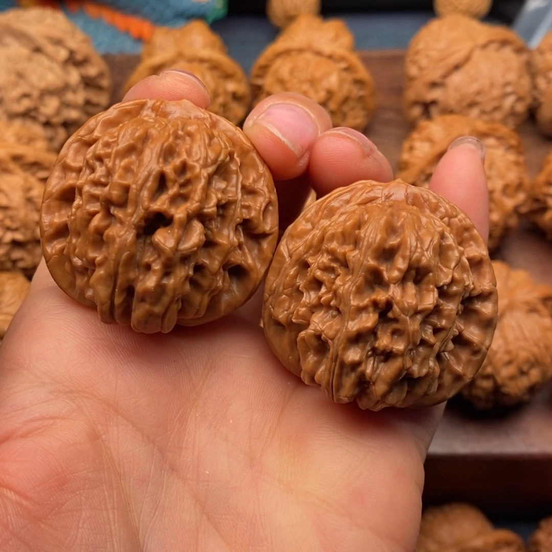 文玩核桃吊坠37平谷楼，