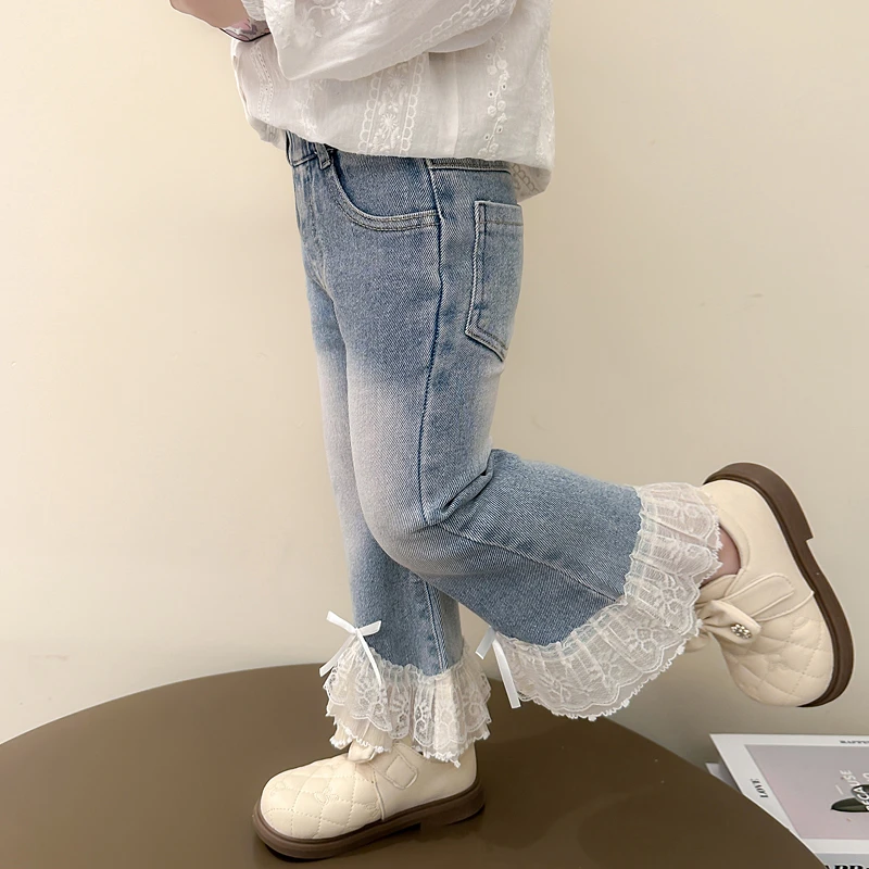 女童牛仔裤春装2025新款春秋儿童春季时髦洋气裤子蝴蝶花边喇叭裤