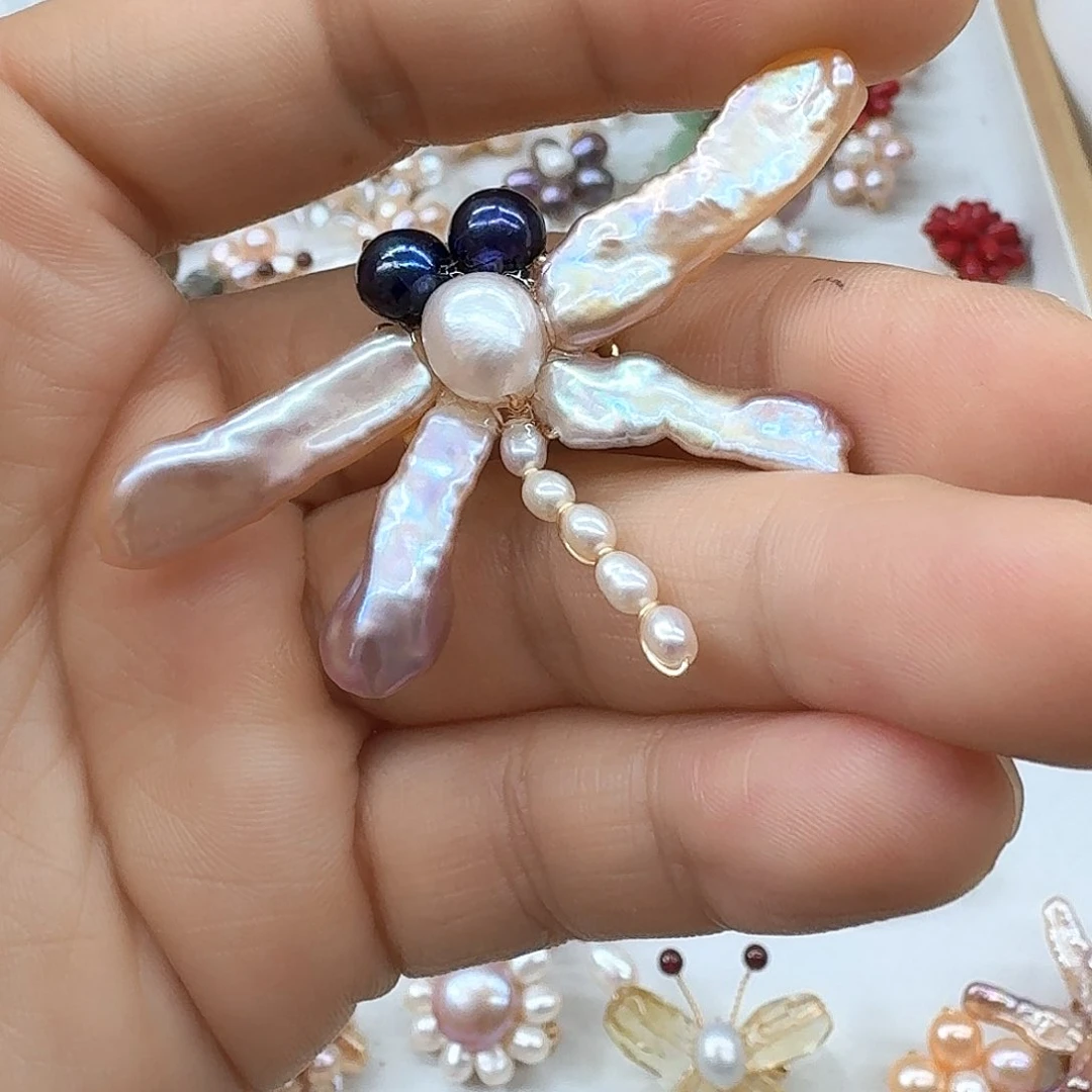 银S925镶嵌淡水珍珠胸针