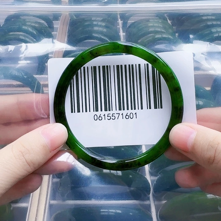 和田玉（碧玉）手镯未镶嵌5758微瑕