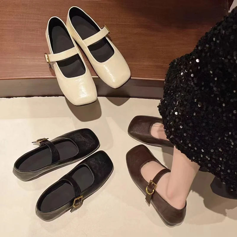 法式气质通勤玛丽珍鞋女2025春季新款方头复古单鞋平底百搭小皮鞋