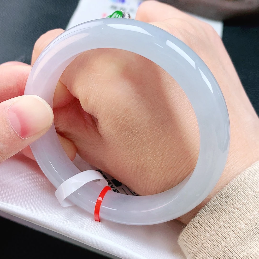 未镶嵌手镯翡翠58冰蓝显白