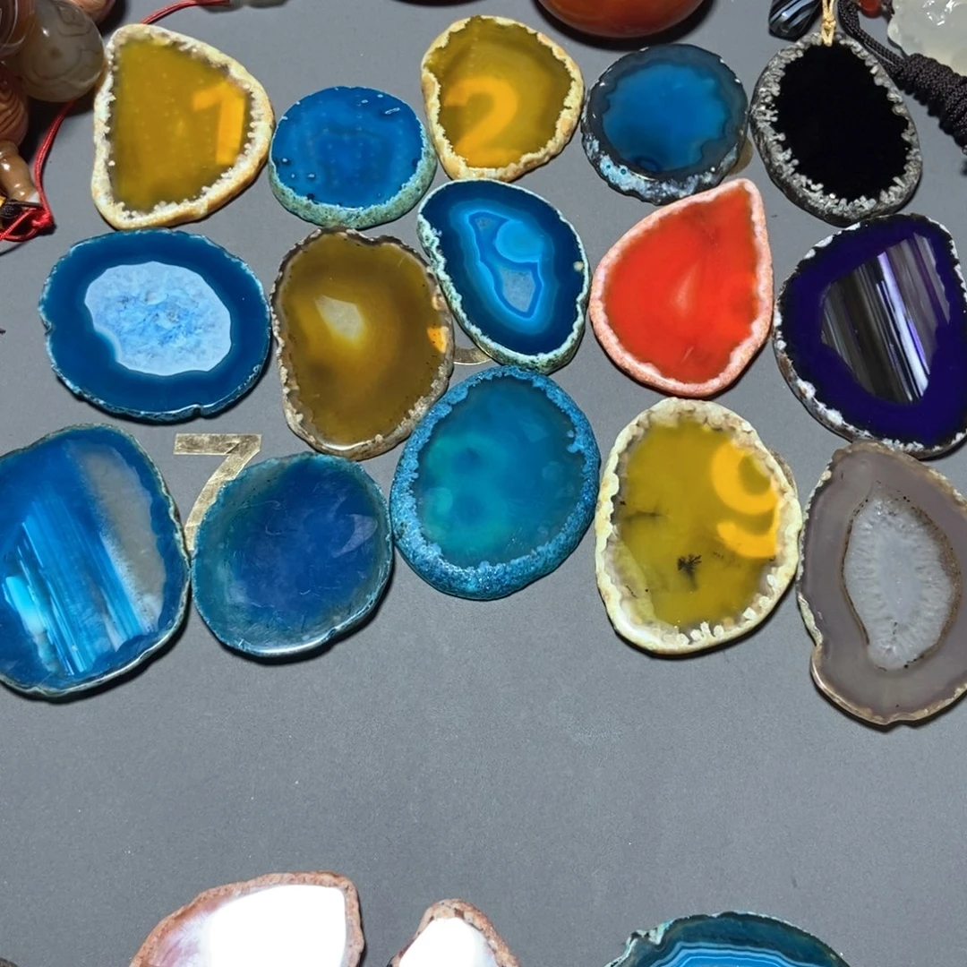 玛瑙/玉髓一未镶嵌S****阳