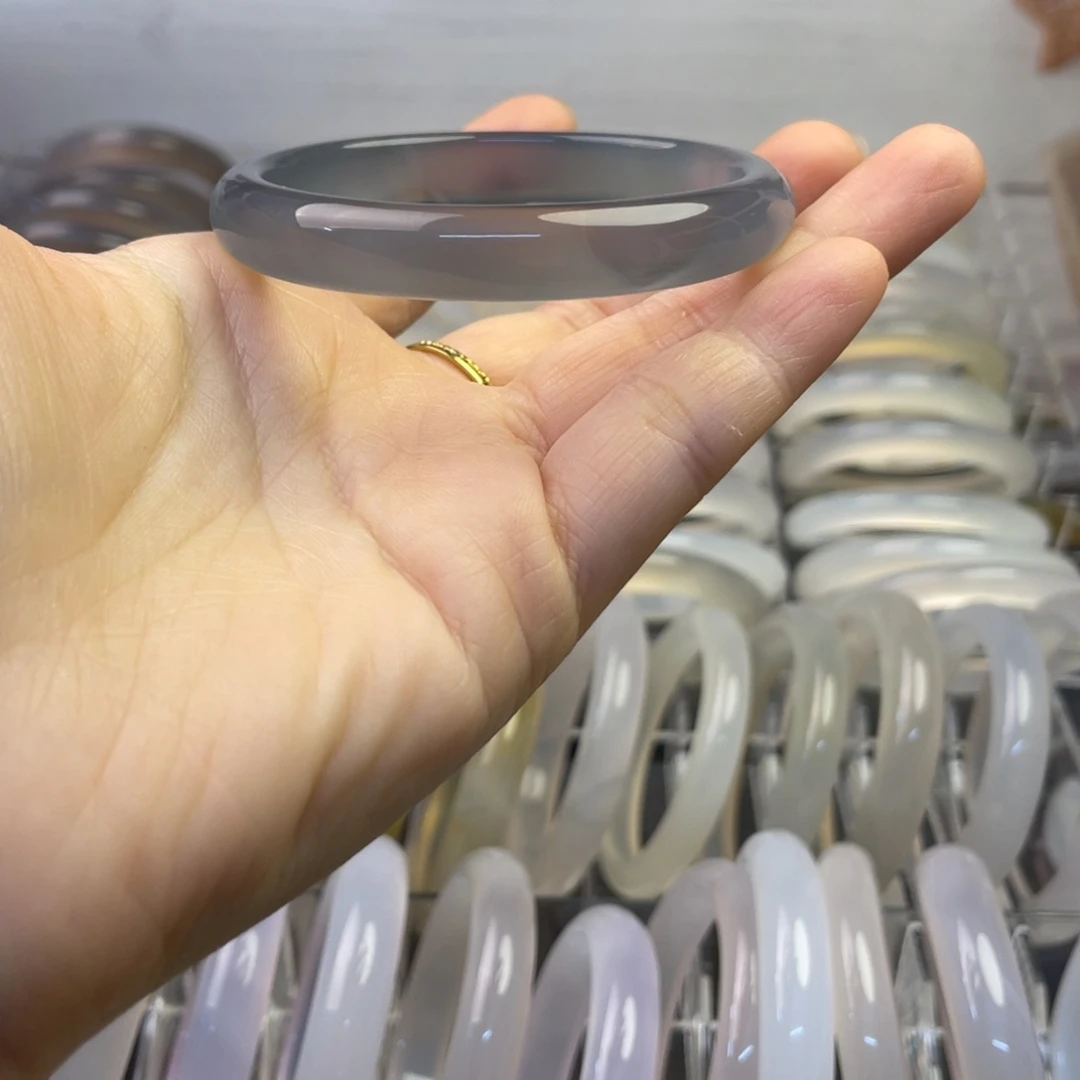 玛瑙/玉髓未镶嵌手镯