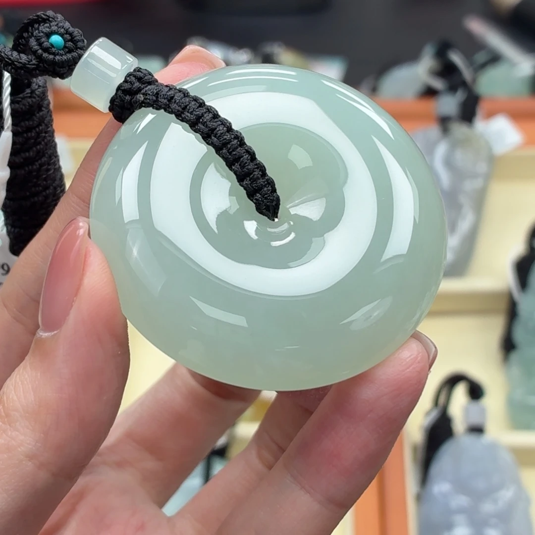 翡翠未镶嵌颈饰缅甸天然A货翡翠