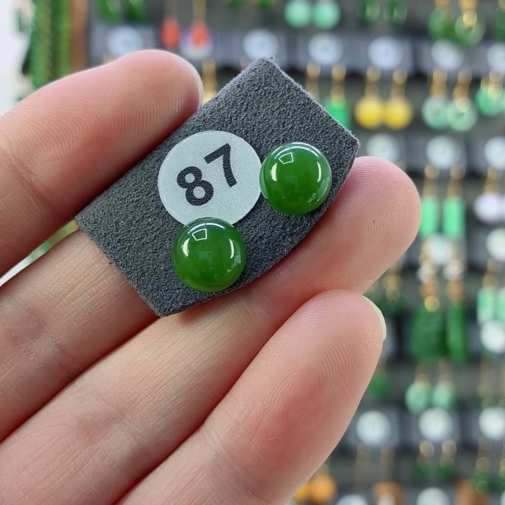 和田玉18K金镶嵌耳饰