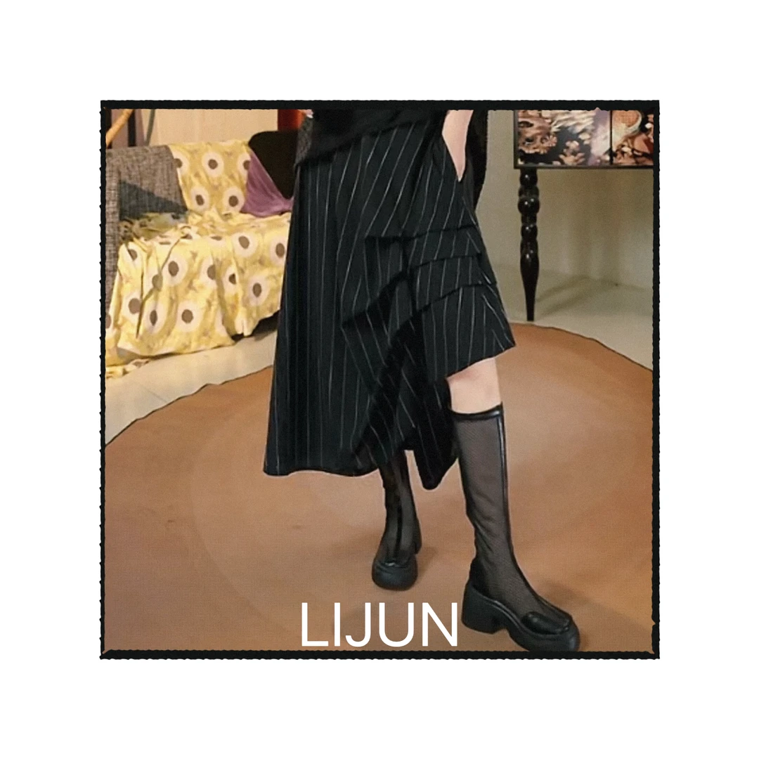 黑色篱君春季新款小众打褶半身裙设计师款时尚百搭条纹不对称长裙