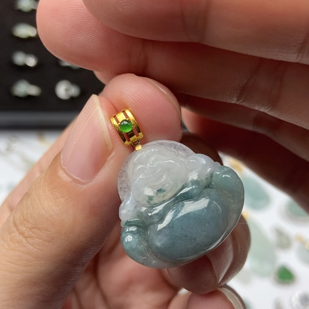 翡翠18K金镶嵌颈饰