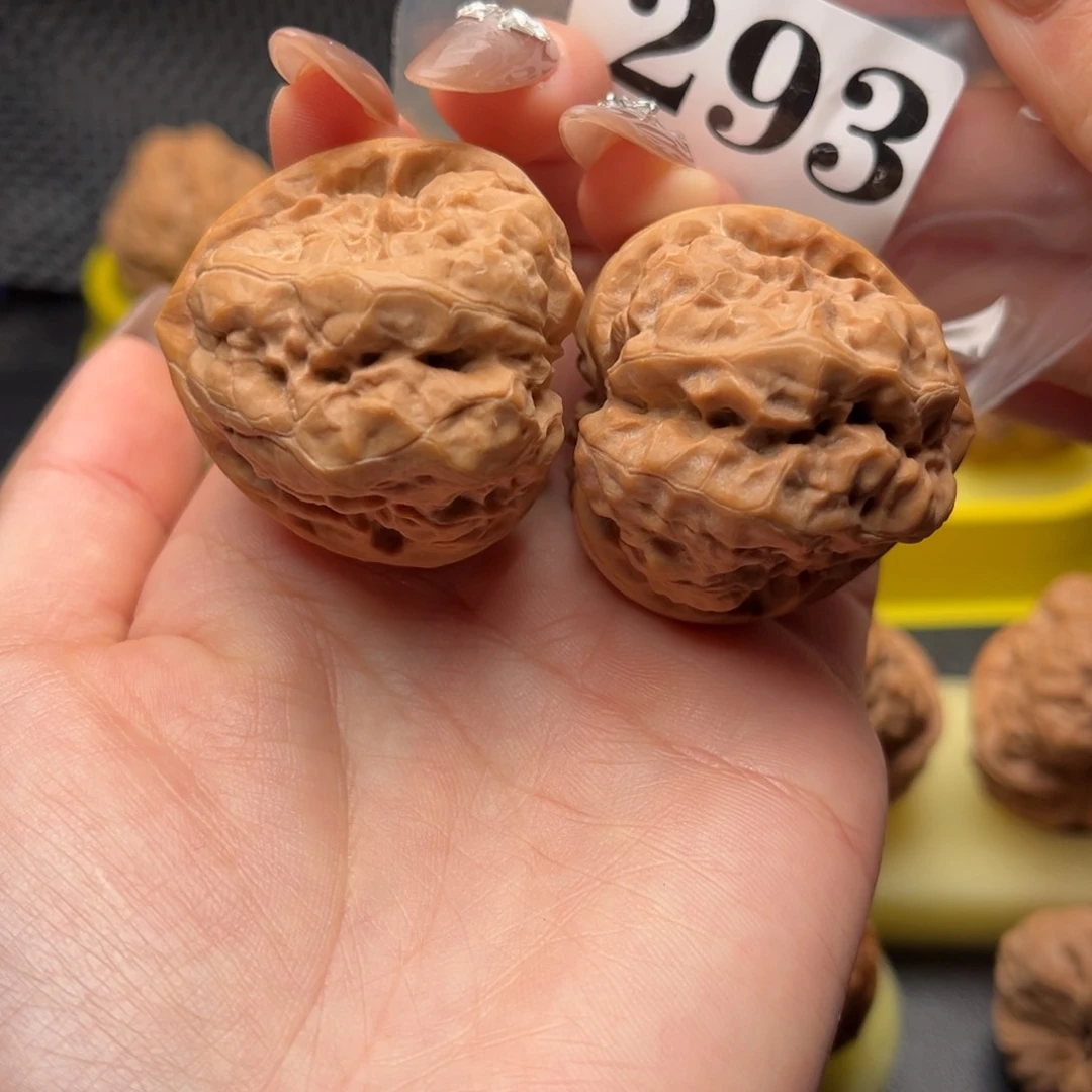 吊坠文玩核桃三角39.5肚46