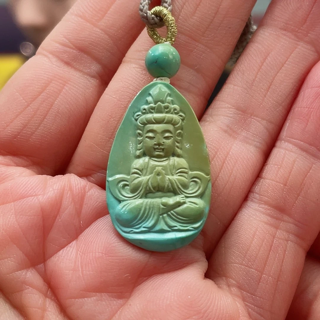 绿松石颈饰未镶嵌