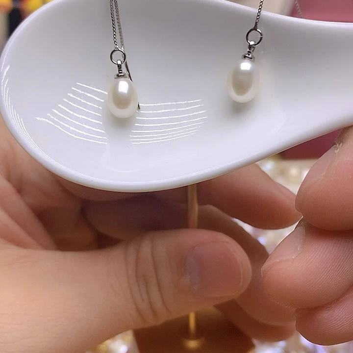 淡水珍珠银S925镶嵌颈饰160