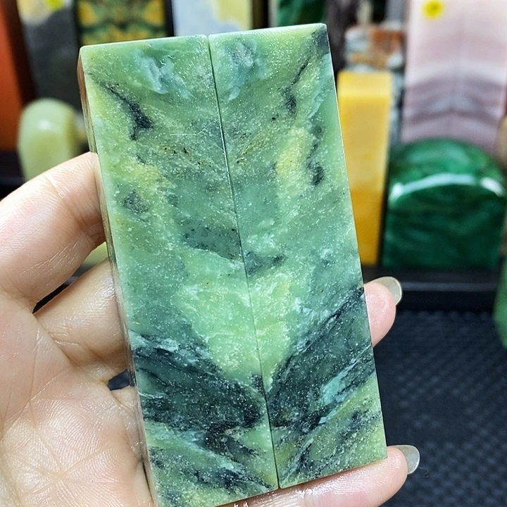 青田石印石缅甸石头