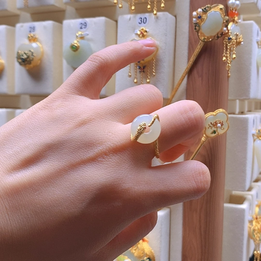 和田玉银S925镶嵌颈饰