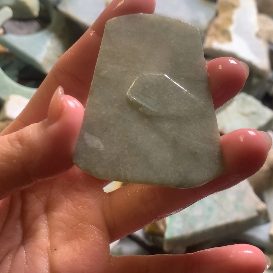 翡翠颈饰未镶嵌缅甸翡翠