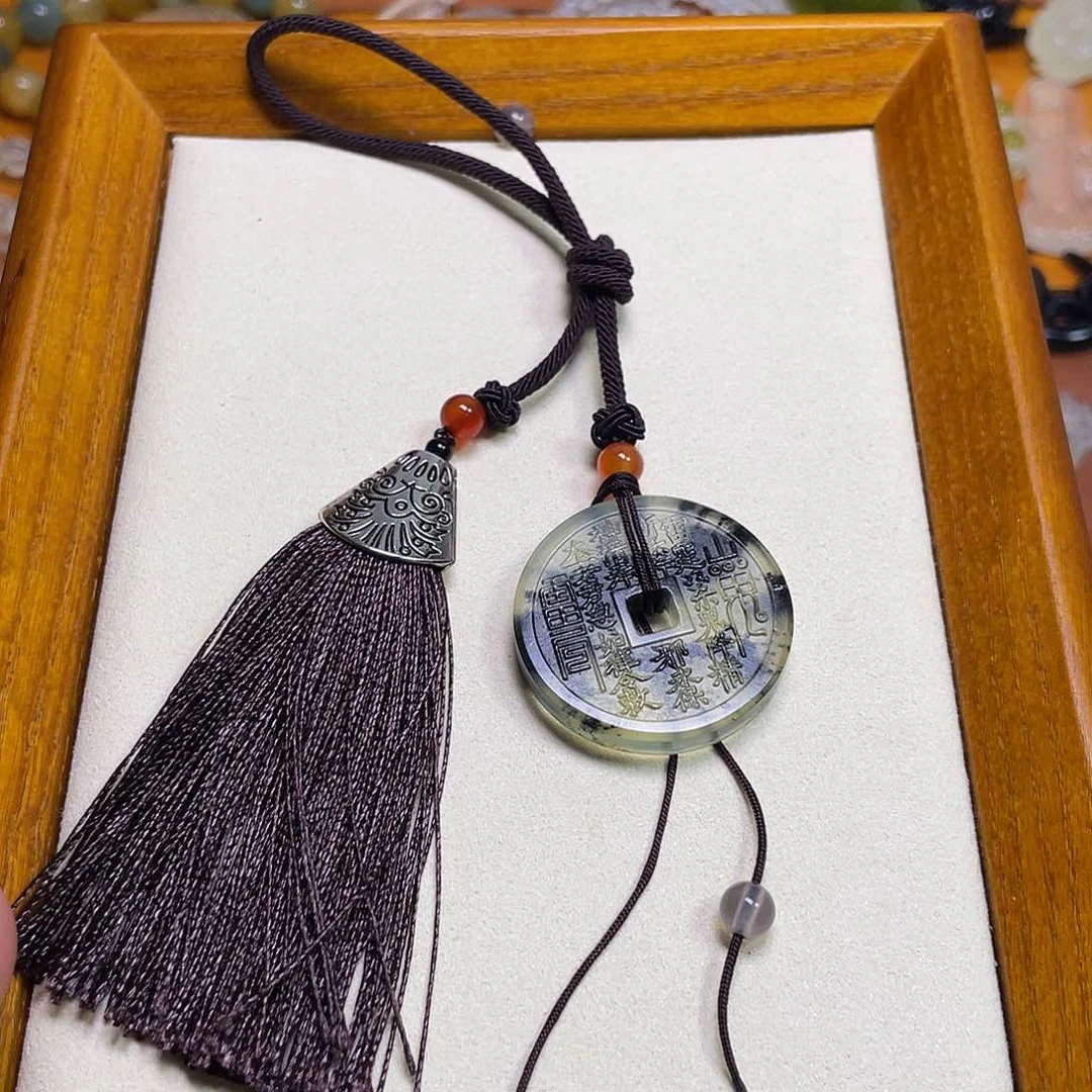 蛇纹石玉吊坠未镶嵌好****了