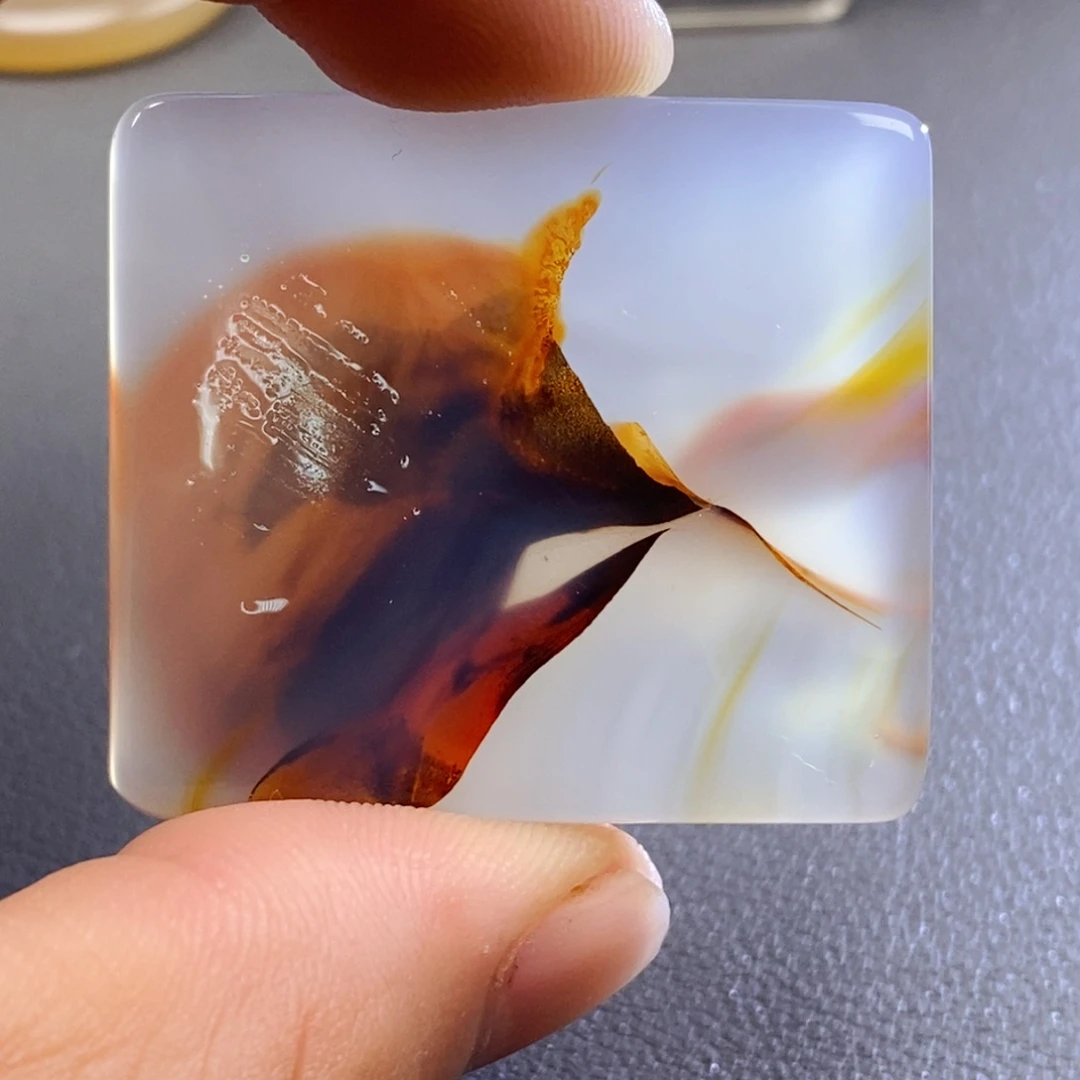 林***红玛瑙/玉髓未镶嵌颈饰