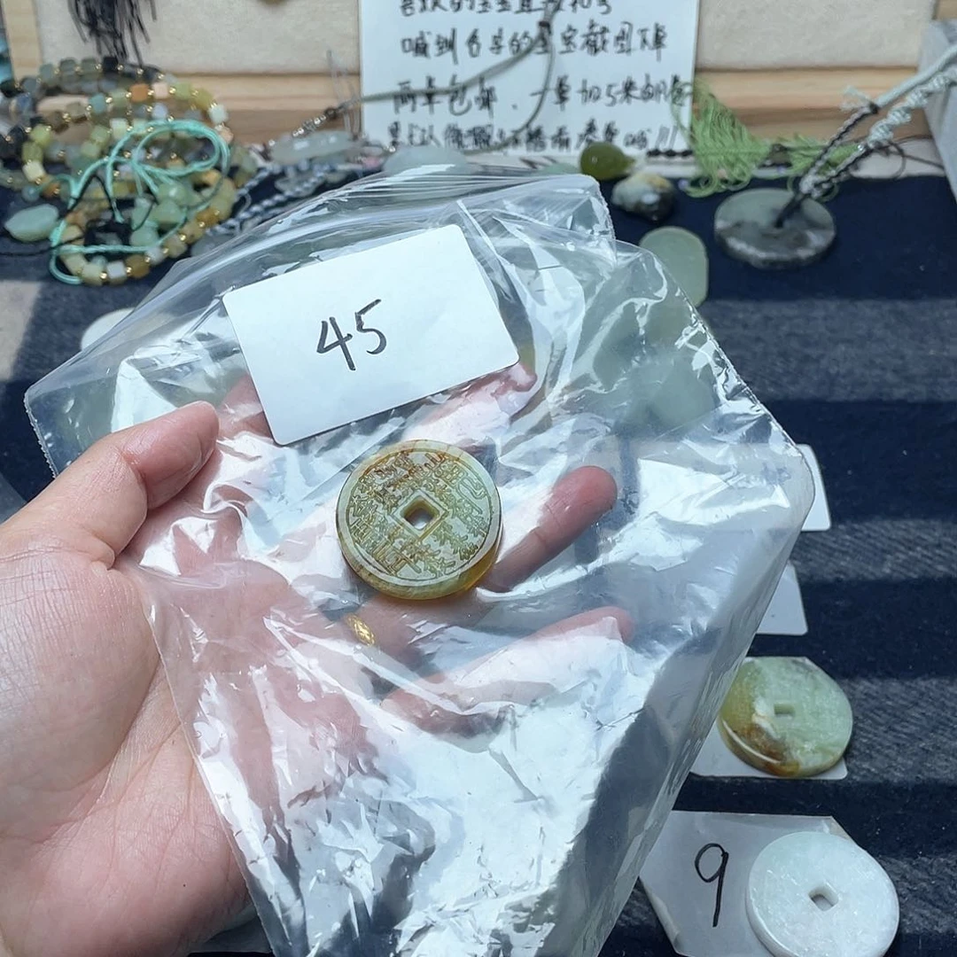 蛇纹石玉颈饰未镶嵌2***^