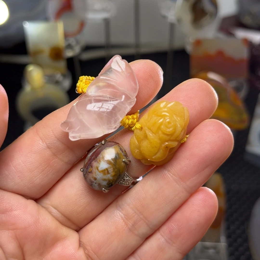 未镶嵌颈饰玛瑙/玉髓