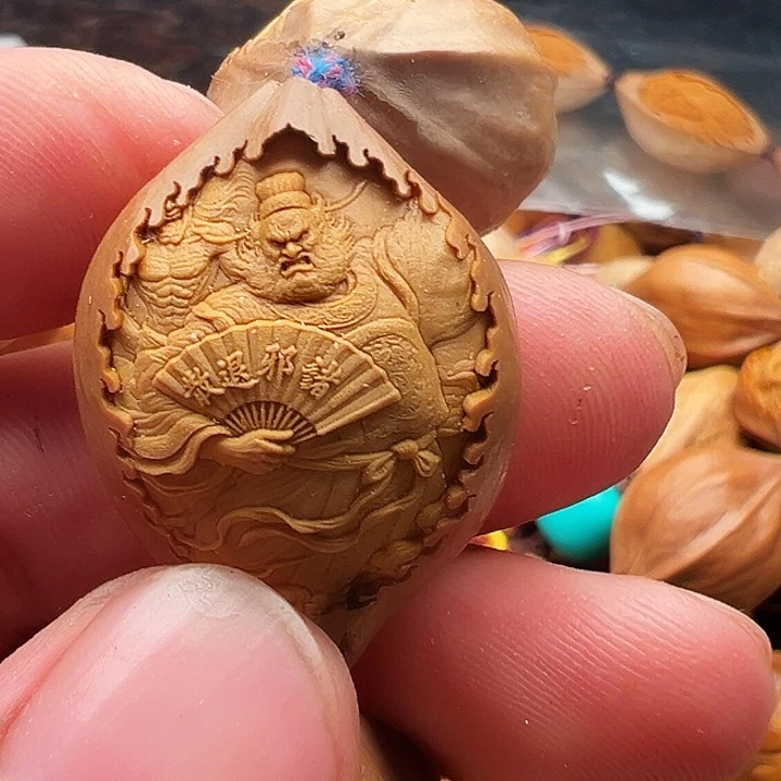 爱***～手串/手链橄榄核2.5四花铁核钟馗