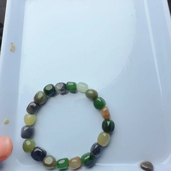 做***色未镶嵌和田玉（糖玉）珠宝半成品