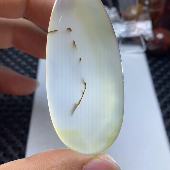 玛瑙/玉髓颈饰未镶嵌菜*