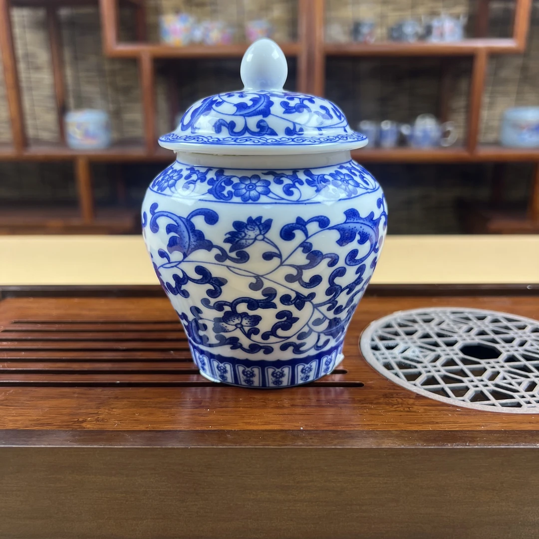A0663青花缠枝莲将军茶叶罐