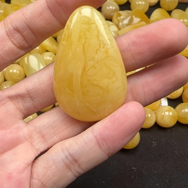 未镶嵌蜜蜡裸石天然410