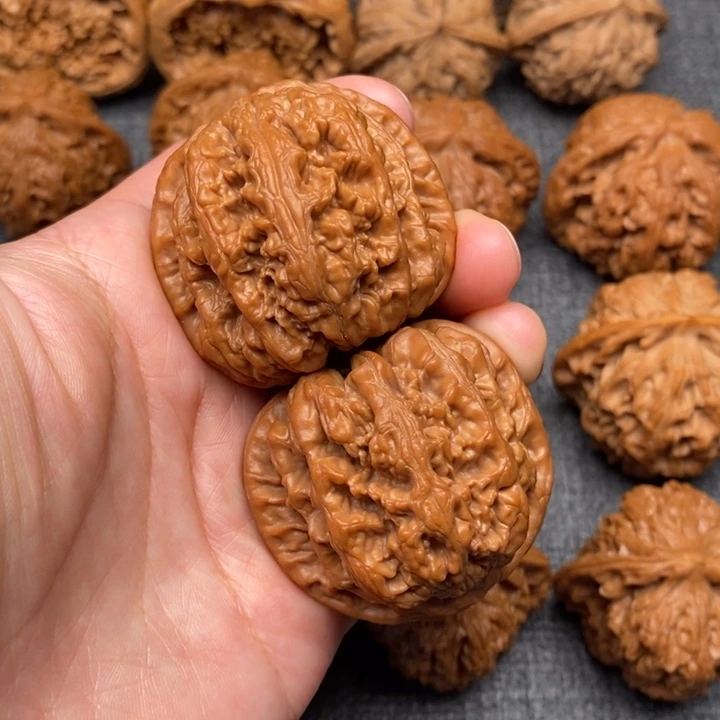 文玩核桃吊坠全品42粗筋