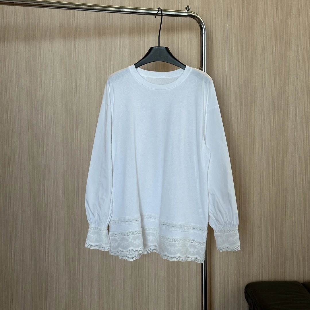 WMM截断拼接袖子蕾丝长袖T恤女士宽松时尚百搭纯色四季