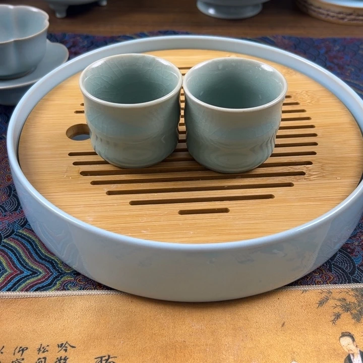 瓷摆件仿古釉釉水竹节杯