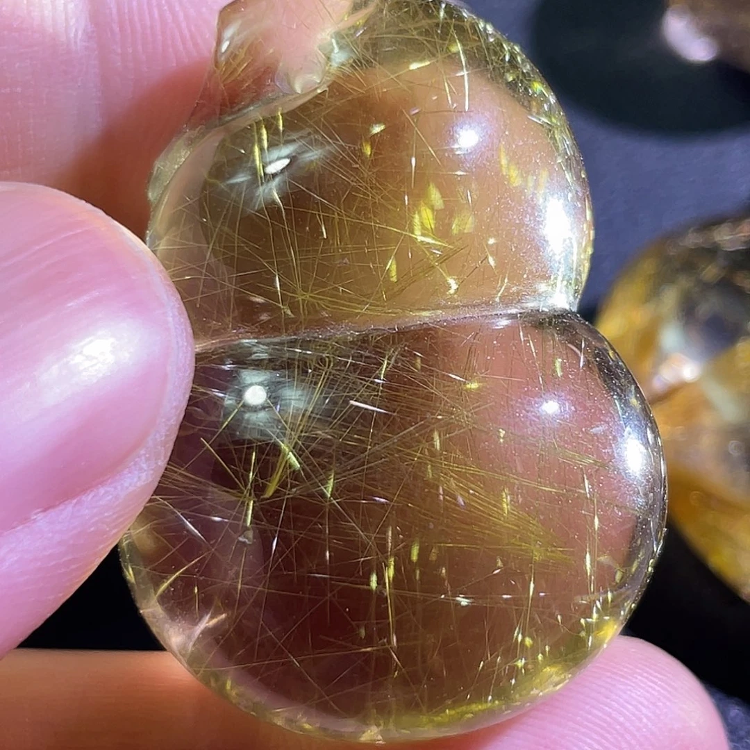 沐***光未镶嵌水晶吊坠(赠链)