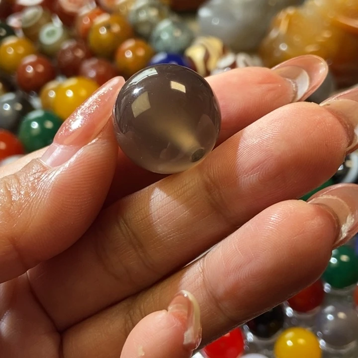 玛瑙/玉髓未镶嵌珠宝半成品20mm灰色