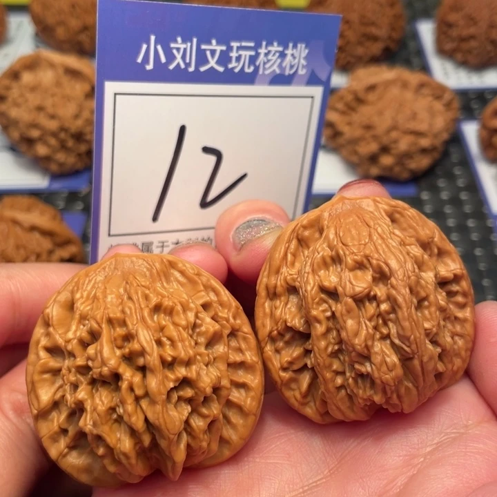 桃核把件41虎头12。。。