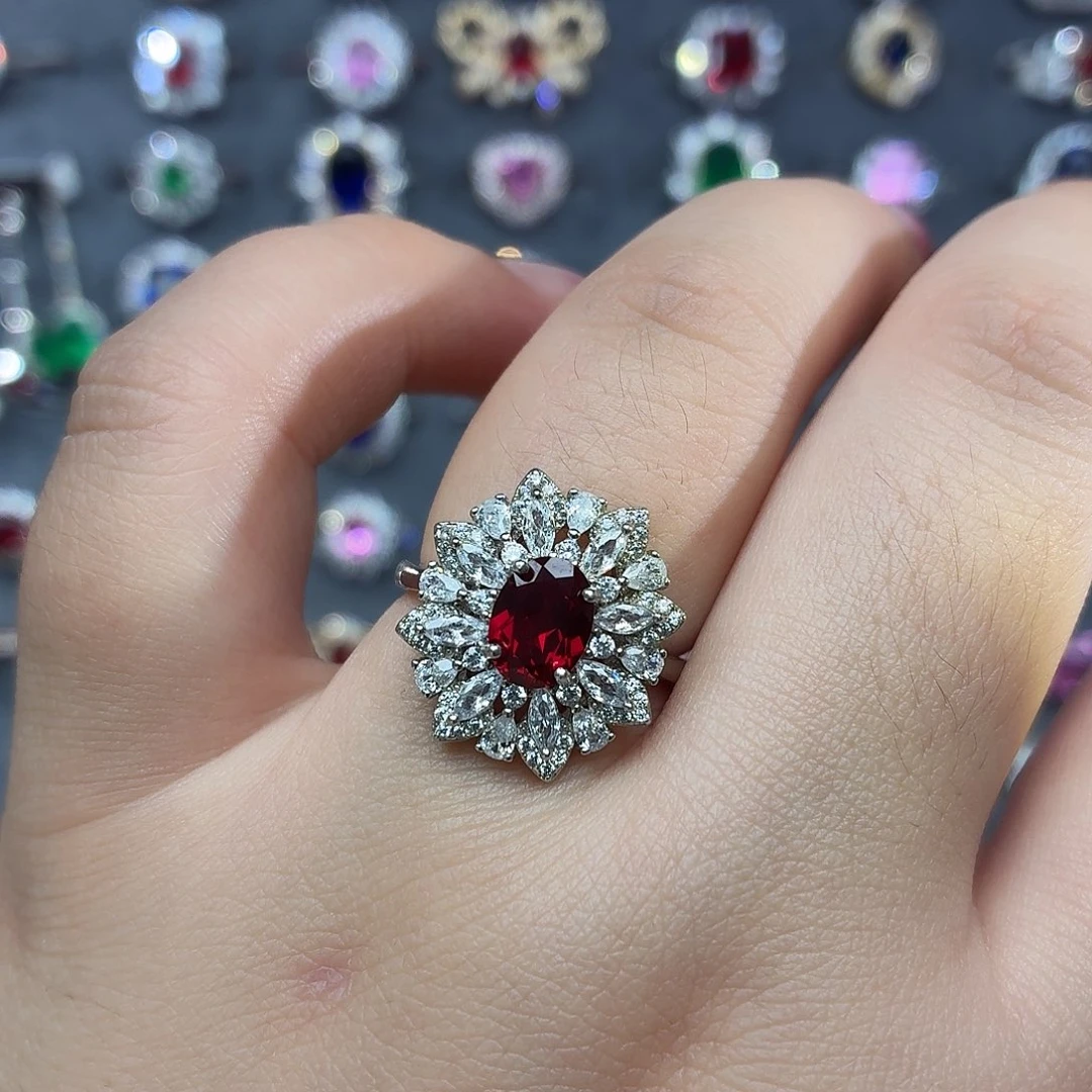 925银培育鸽血红色宝石