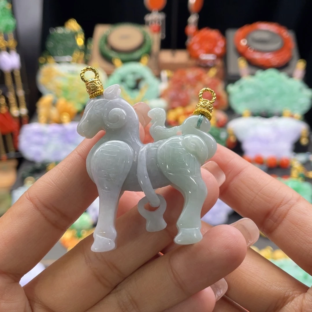 翡翠颈饰未镶嵌代编织