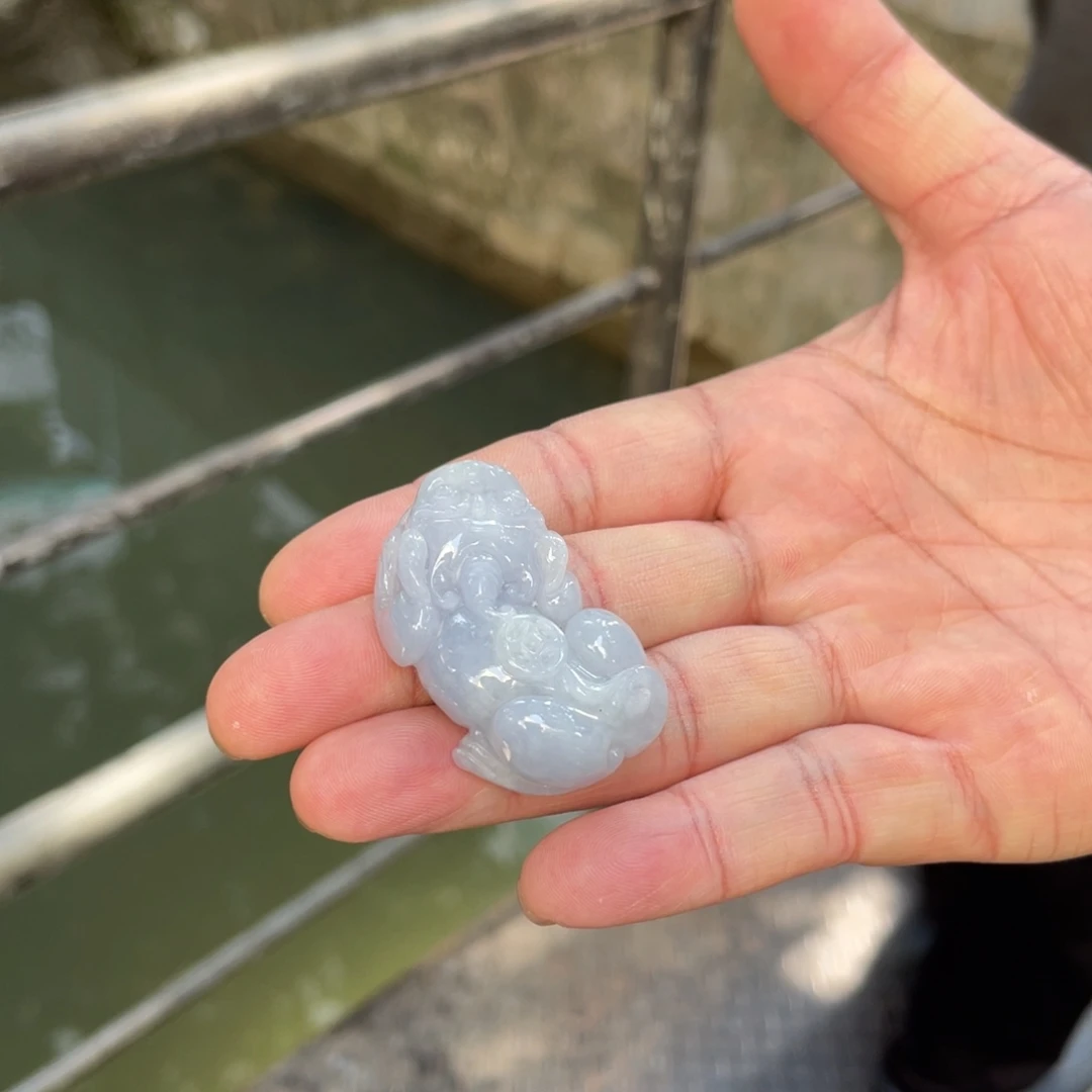 翡翠未镶嵌颈饰翡翠貔貅