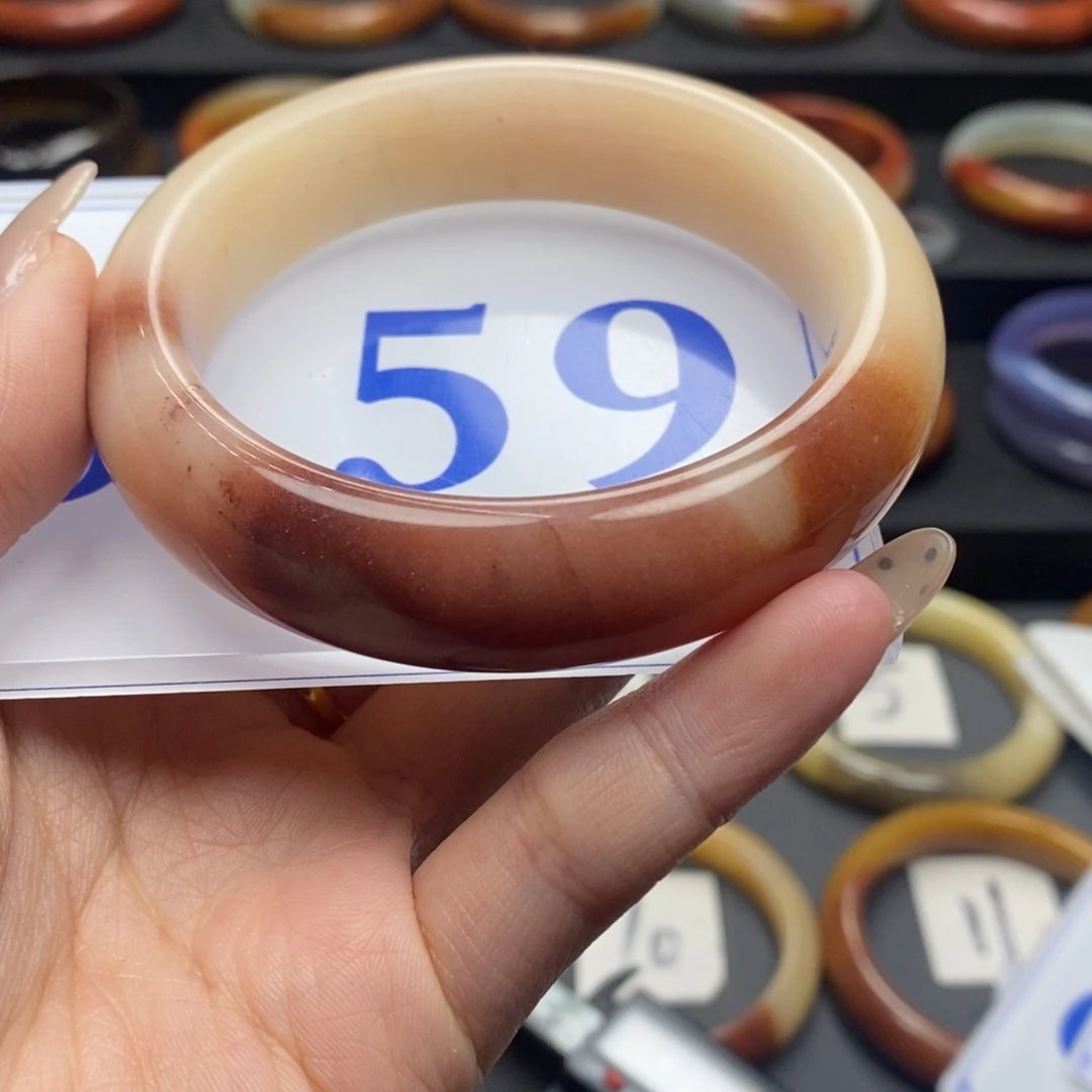 石英质玉（黄龙玉）手镯未镶嵌