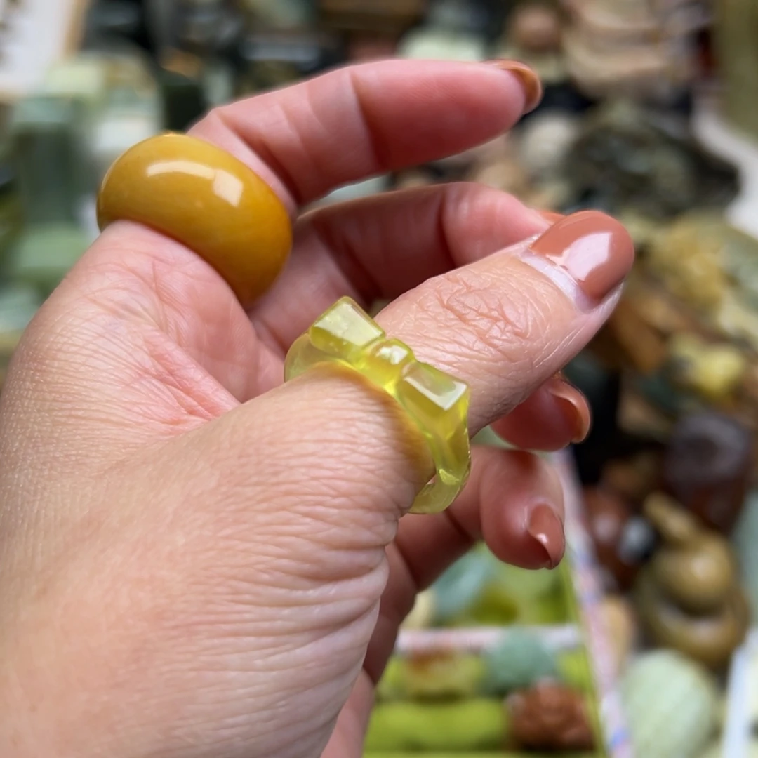 岫玉未镶嵌颈饰蝴蝶结20