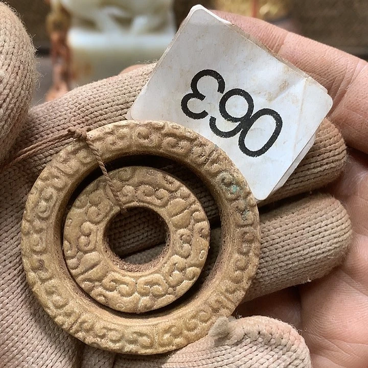 未镶嵌和田玉挂件