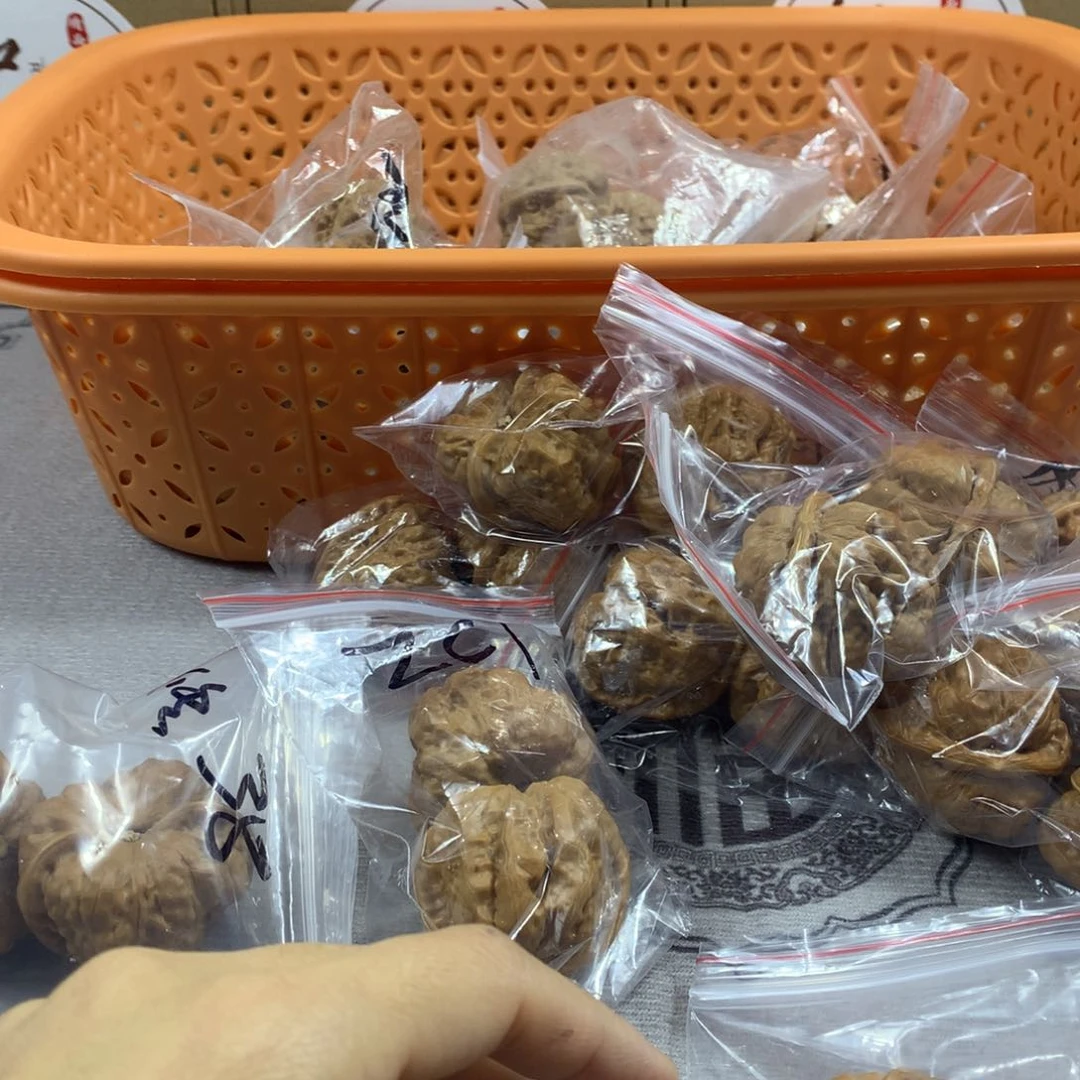 "****L文玩核桃蛤蟆头38