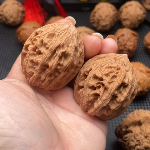 吊坠文玩核桃大沽石38