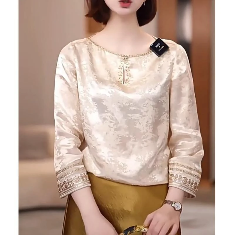 新中式衬衫提花时尚别致气质镂空女装新款优雅圆领小衫百搭国风