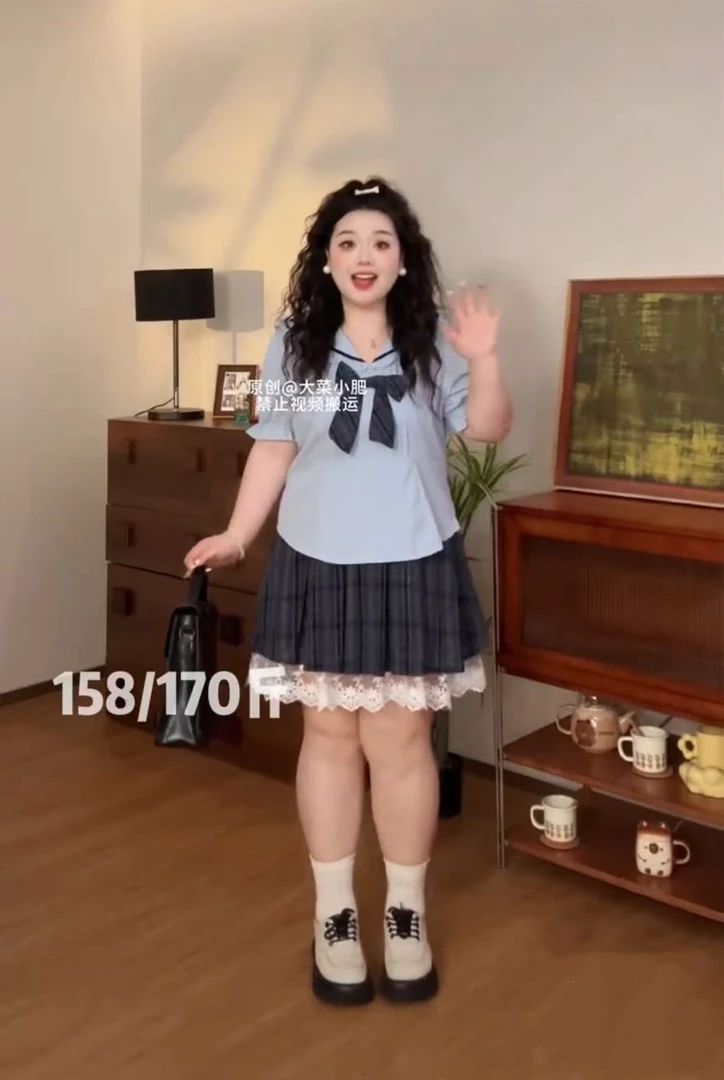 大码学院风蝴蝶结上衣长短两件套F