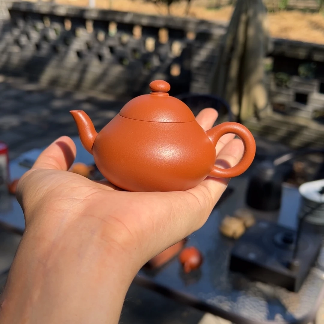 C***n紫砂茶壶朱泥矮梨