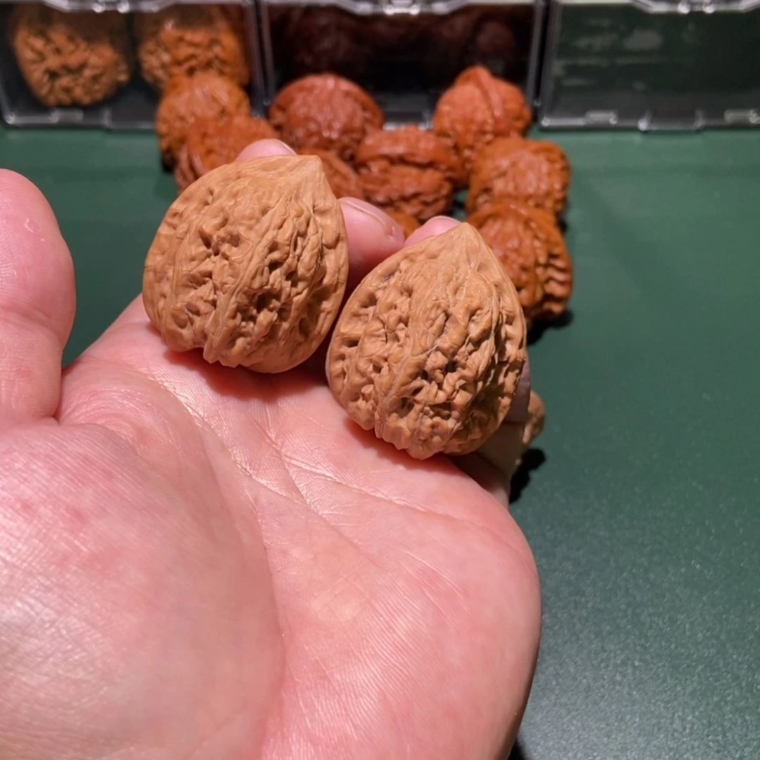 文玩核桃吊坠全品32赤龙鸡心